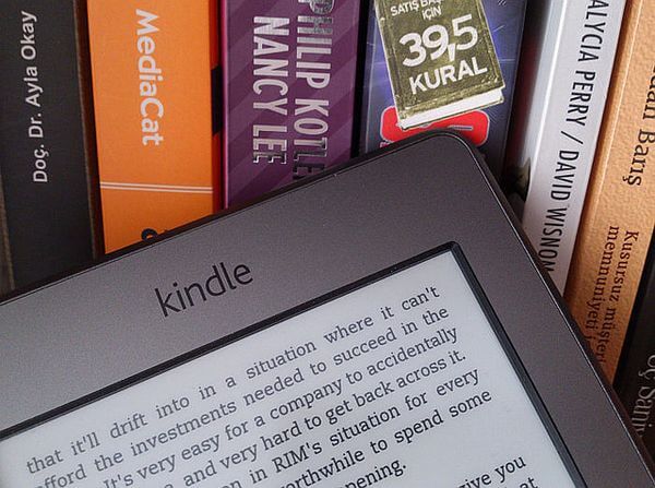 Pedidos online e vendas de e-books faturam mais que livrarias nos EUA